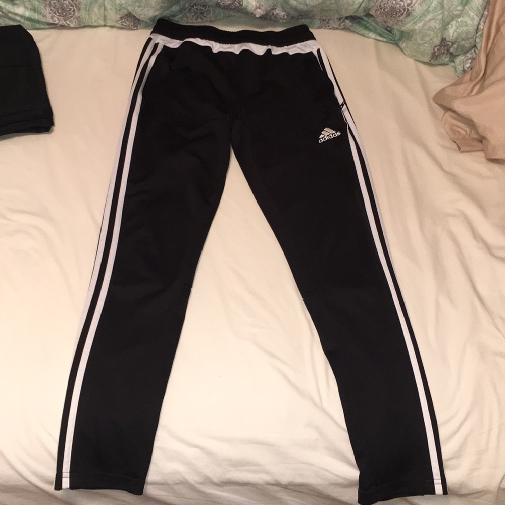 Youth M Adidas joggers